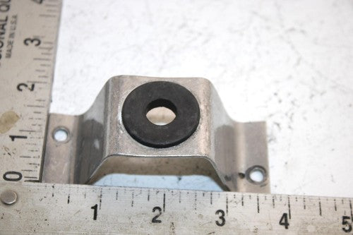 92 Polaris 500 Oem Oil Tank Bracket Pair 5223985 SP52