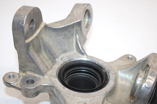 18 Suzuki King Quad 500 Oem Right Steering Knuckle 51231-31G20 AS9