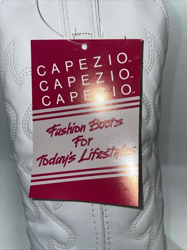 New Women’s White Capezio Cowboy Boots. 226 8 M. 16-81