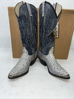 New Women’s Capezio Grey Snakeskin Cowboy Boots. L 425 6 M. 19-40