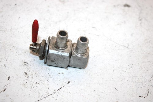 01 Polaris Rmk 700 Oem Fuel Shutoff Petcock 7052255 SP183