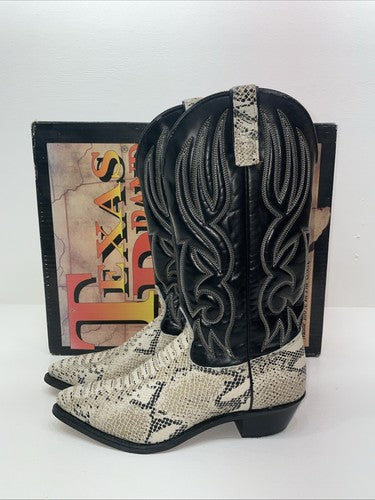 New Women’s Black Snakeskin Texas Brand Cowboy Boots. 4841 8 M. 17-98