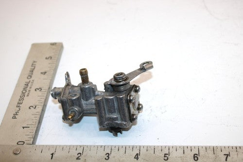 92 Polaris Lite Gt Oem Oil Pump 3084255 SP149