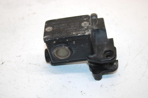 96 Yamaha Vmax 600 Oem Master Cylinder Sub Assy 8DF-W2587-00-00 SYS