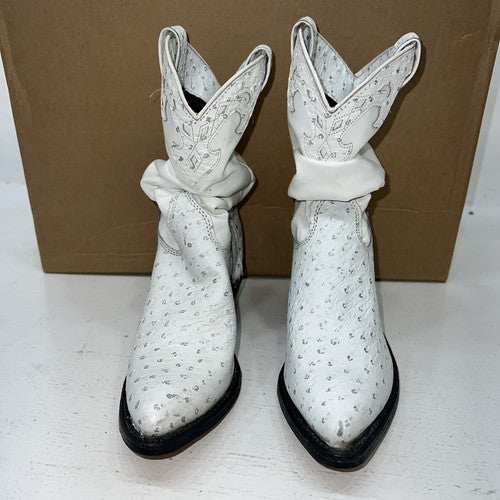 New Women’s White Capezio Short Cowboy Boots. SL437 5.5 5 1/2 M. 20-21