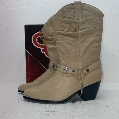 New Women’s Tan Dingo Cowboy Boots. 526 10 W. 17-128