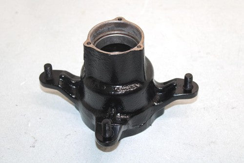 Polaris  Oem Front Hub With Studs Screw In Cap 1520182 2202595 Q1367