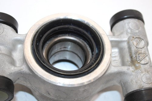 15 Suzuki King Quad 500 Oem Rear Knuckle 61600-31830 AS10