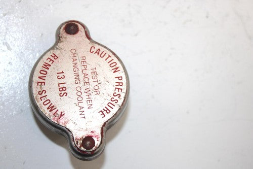 91 Polaris Trail Boss 350l 4x4 Oem Pressure Cap 2511270 2511189 AP15