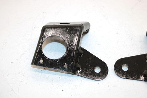 14 Can-am Outlander Max 400 Efi Oem Front Anchor Plate Set 705002995 AB6