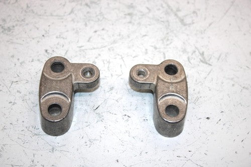 86 Honda Trx250a Oem Upper Handlebar Mount 53121-958-000 AH30
