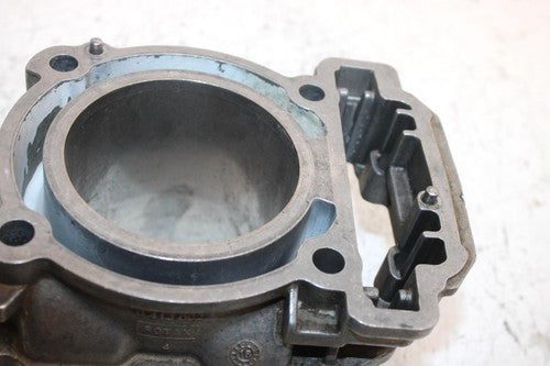 2019 Can-am Outlander 570 Oem 84mm Bore Cylinder 420413092 AB9