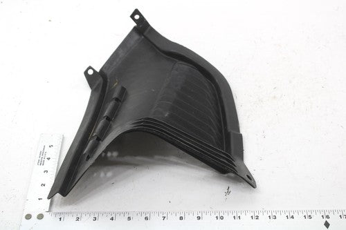 1987 Yamaha Srv Oem Left Louver 8K4-77131-00-00 SY131