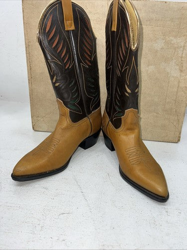 New Women’s Brown Acme Cowboy Boots. 50252 7.5 7 1/2 C. 17-18