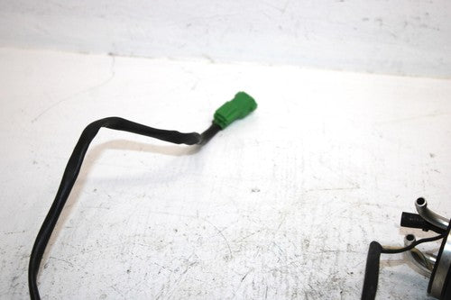 1998 Yamaha Waverunner Gp800 Oem Fuel Pickup/Sensor GP7-U824B-02-00 JY9