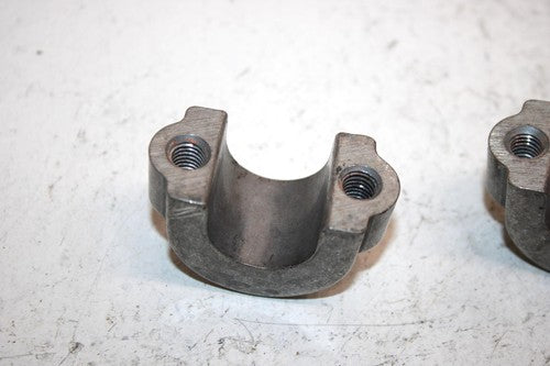 1987 Kawasaki 650 Sx Oem Handlebar Clamp Pair 92037-503 JK7