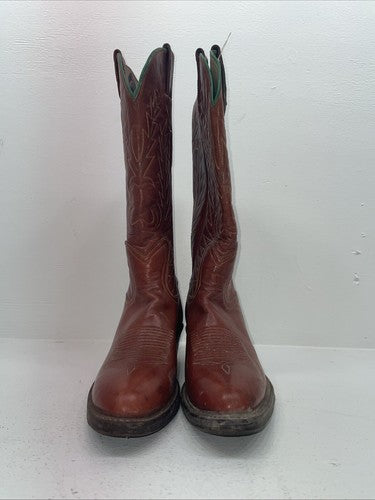 New Women’s Red Laramie Cowboy Boots. C 749 8 B. 16-103