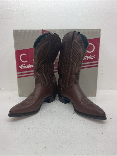 New Women’s Brown Capezio Cowboy Boots. L 281 9 M. 15-68