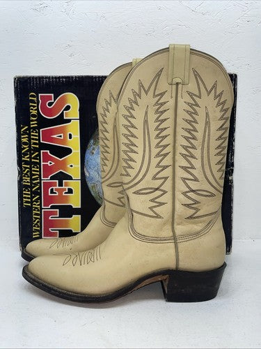 New Women’s Brown Nocona Cowboy Boots. L 109 8 B. 16-82