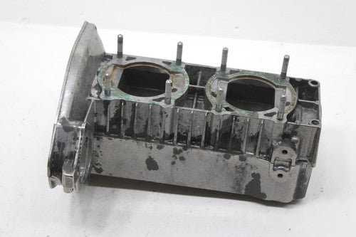 1980 Yamaha Ss440 Oem Crankcase  Assembly 8H8-15100-02-00 SY63