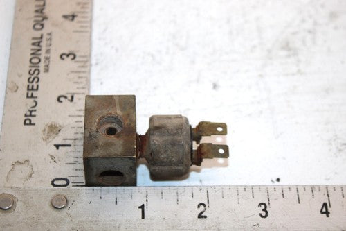1998 Polaris Magnum 425 4x4 Oem Brake T Fitting W/Stop Switch 7052103 AP97