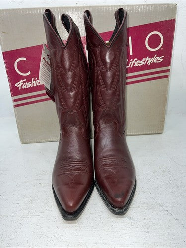 New Women’s Red Capezio Cowboy Boots. L 553 7.5 7 1/2 M. 17-76