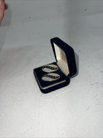 New Women’s Montana Silversmiths Silver Black Oval Earrings. ER238 A-49