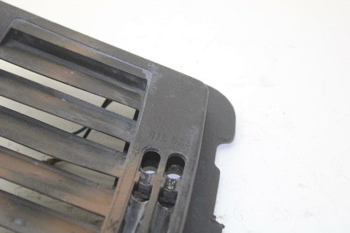 89 Yamaha Phazer PZ480N OEM Right Louver 8X9-77132-00-00 SY52