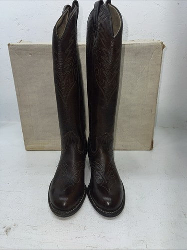 New Woman’s Brown Texas Brand Cowboy Boots. 4611 6 M. 19-99