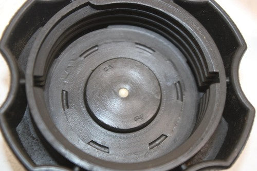 2000 Kawasaki Jet Ski 1100 Stx Oem Oil Fill Cap 16115-3720 JK11