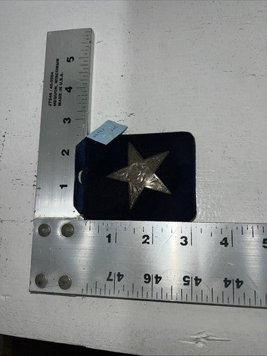 New Women’s Montana Silversmiths Silver Star Coat Pin. SP1 A-20