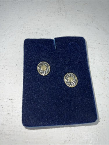 New Women’s Montana Silversmiths Gold Black Silver Star Oval Earrings. A-48