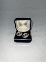 New Women’s Montana Silversmiths Silver Black Oval Earrings. ER238 A-49