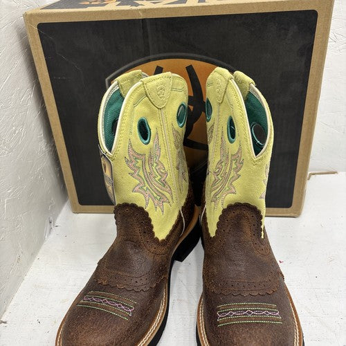Ariat Women’s 7B Green/brown Western Boot/boots.  18-1