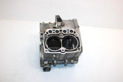 2008 Polaris Ranger 700 Oem Crankcase 2203300 XP0