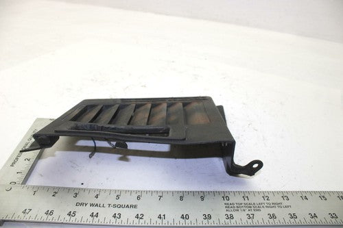 89 Yamaha Phazer PZ480N OEM Right Louver 8X9-77132-00-00 SY52