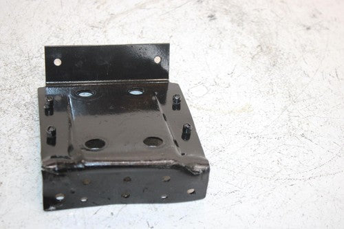 99 Polaris Indy 500 Oem Radius Rod Bracket Set 5222866-067 5211589-067 SP51