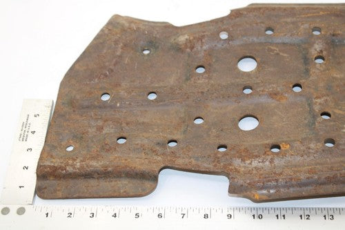 1987 Suzuki Quadrunner 250 Oem Middle Skid Plate 42560-19B03 AS22