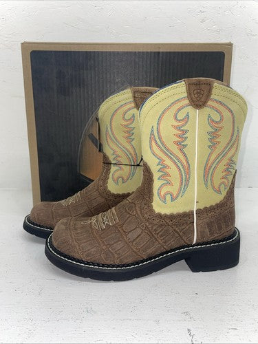 New Women’s Green Ariat Cowboy Boots. 10014076 7 B. 18-18