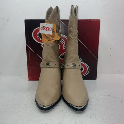 New Women’s Tan Dingo Cowboy Boots. 526 10 W. 17-128