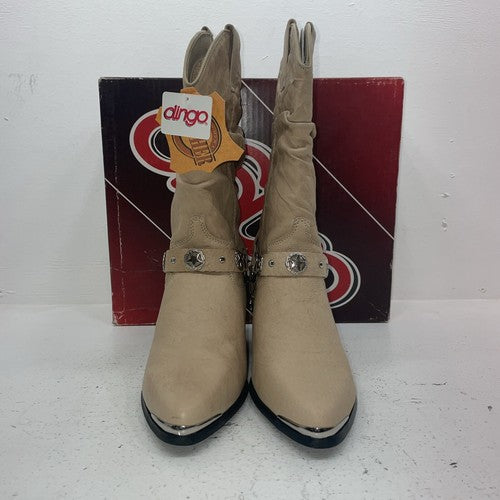 New Women’s Tan Dingo Cowboy Boots. 526 10 W. 17-128