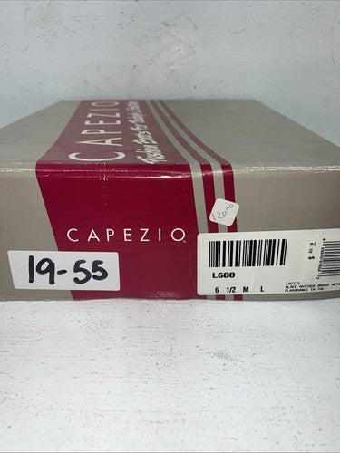 New Women’s Black Capezio Cowboy Boots. L600 6.5 6 1/2 M. 19-55