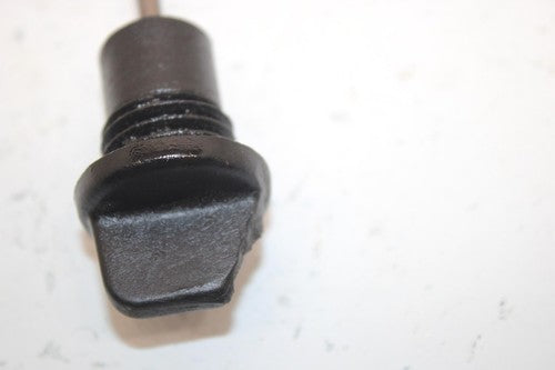 86 Yamaha  Moto 4 Oem Oil Level Plug 1UY-15362-01-00 AY46