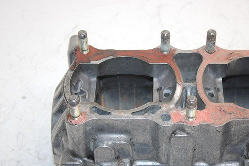 98 Polaris Indy 500 Oem Crankcase W/Studs 3085199 SP47