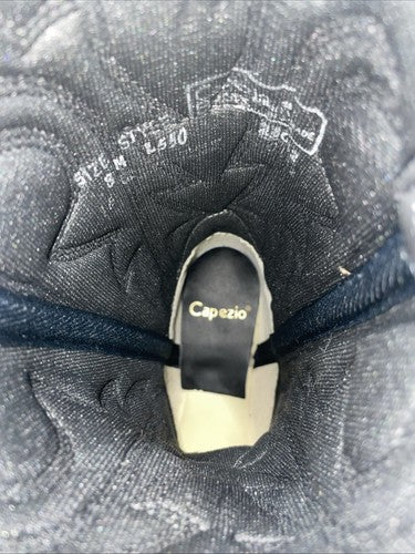 New Women’s Black Capezio Cowboy Boots. L 550 8 M. 16-87