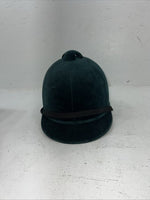 New Women’s Green Equestrian English Riding Helmet. A 264 6 7/8. 12-96