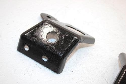 14 Can-am Outlander Max 400 Efi Oem Front Anchor Plate Set 705002995 AB6