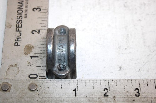 1987 Kawasaki 650 Sx Oem Handlebar Clamp Pair 92037-503 JK7