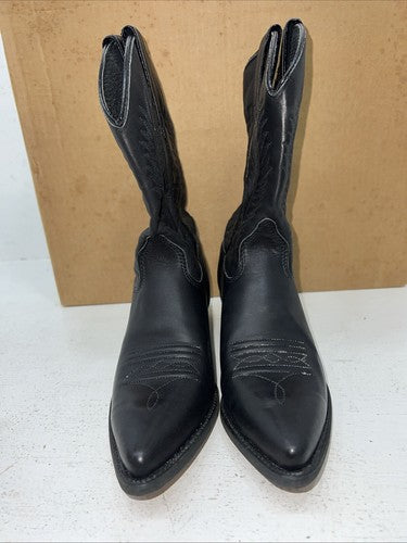 New Women’s Black Capezio Cowboy Boots. L 520 7 M. 18-79