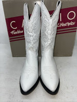 New Women’s White Capezio Cowboy Boots. L 407 7.5 7 1/2 M. 17-17